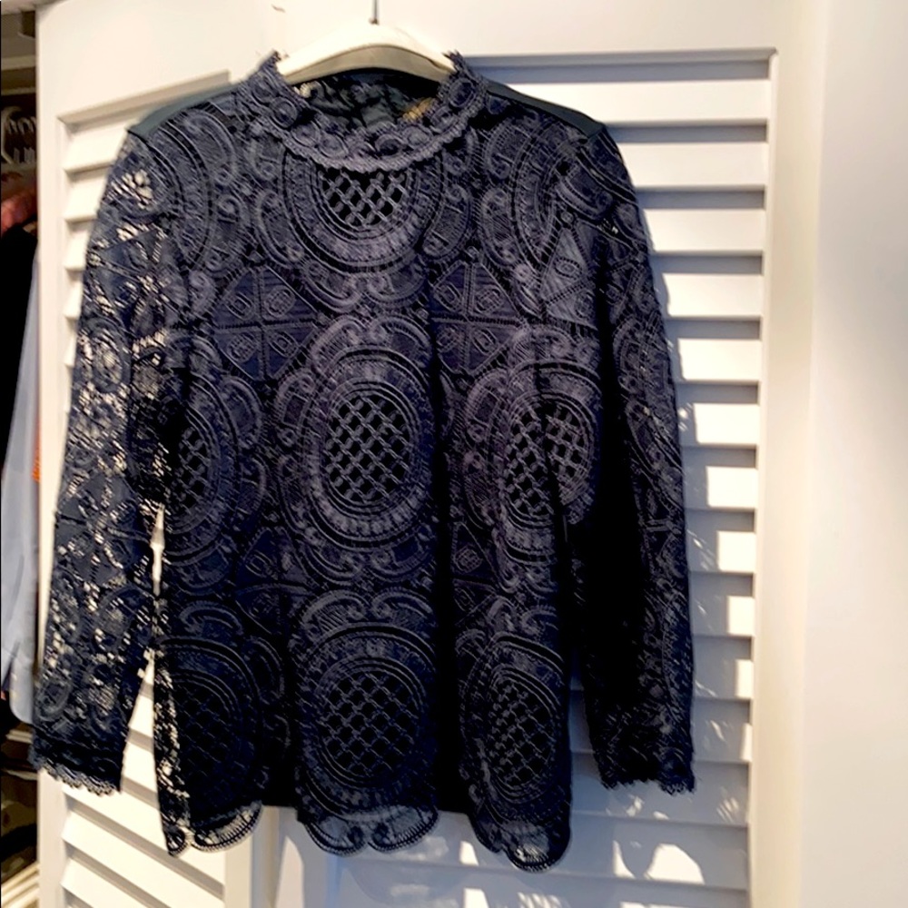 James Coviello lace-front top, 3/4 sleeve.